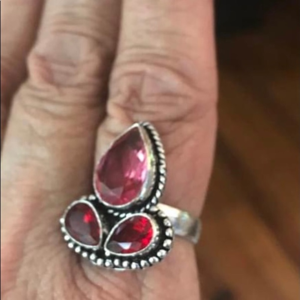 EUC Sterling Silver Garnet and Pink Quartz Ring sz 8 - Picture 3 of 5